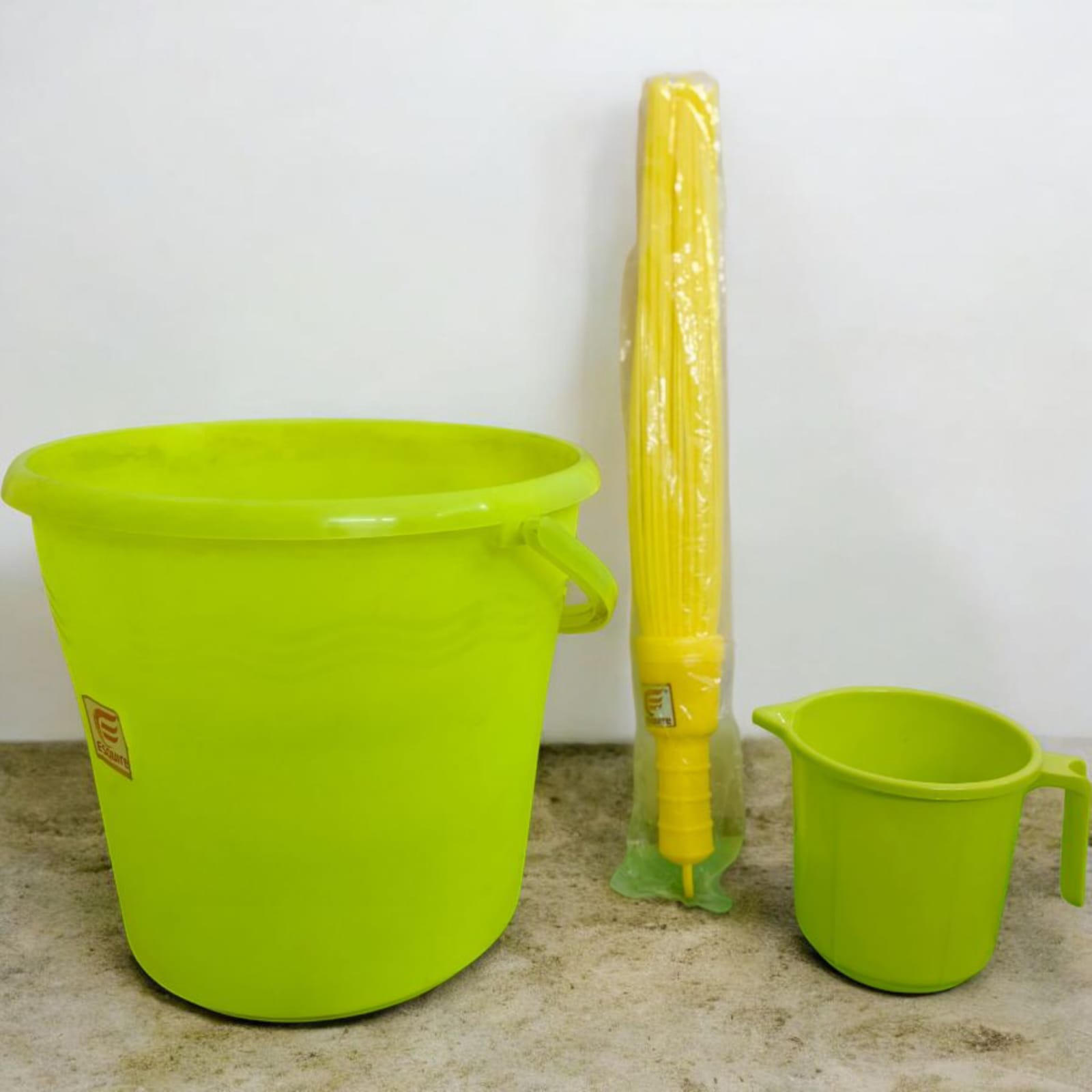 Esquire 3-Piece Bathroom Essentials Set – Bucket, Mug & Brush Combo